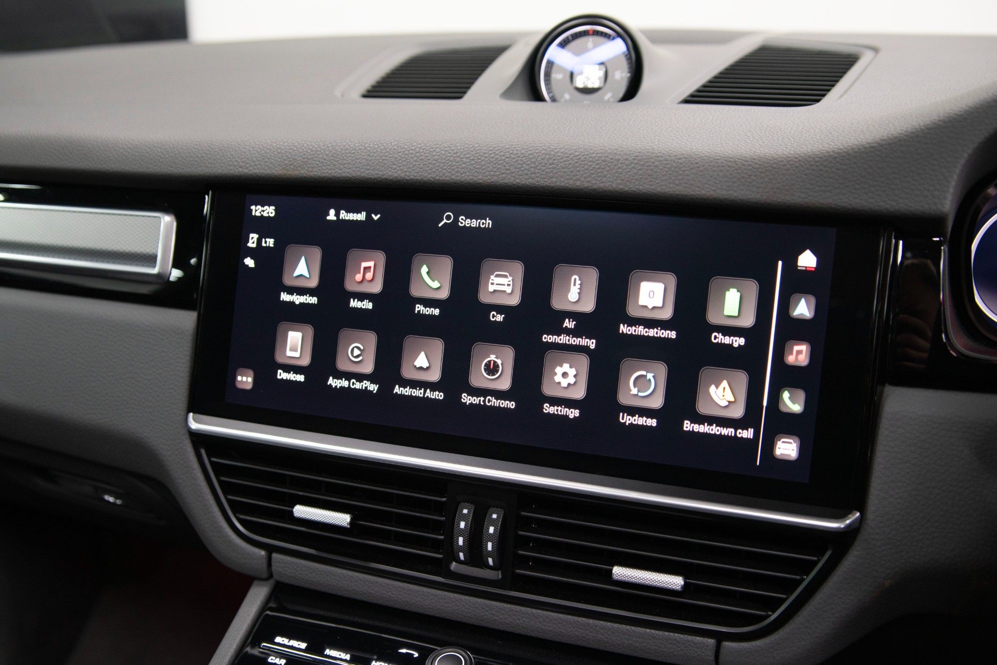 USED 2022 22 PORSCHE CAYENNE 3.0 V6 PLATINUM EDITION  