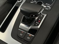 USED 2020 70 AUDI Q5 2.0 TFSI QUATTRO SPORT 5d 242 BHP Wireless Phone Charging