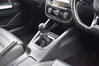 USED 2017 N VOLKSWAGEN SCIROCCO 2.0 R-LINE BLACK EDITION TDI BMT 2d 150 BHP HEATED LEATHER / EXCELLENT CAR