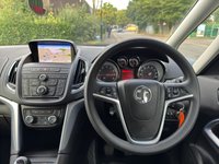 USED 2015 65 VAUXHALL ZAFIRA TOURER 1.4 TECH LINE 5d 138 BHP 