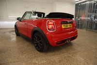 USED 2018 68 MINI CONVERTIBLE 2.0 COOPER S 2d 190 BHP OVER &pound;5,000 OF EXTRAS FROM NEW