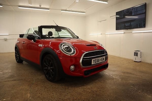 2018 68 MINI Convertible 2.0 COOPER S 2d 190 BHP