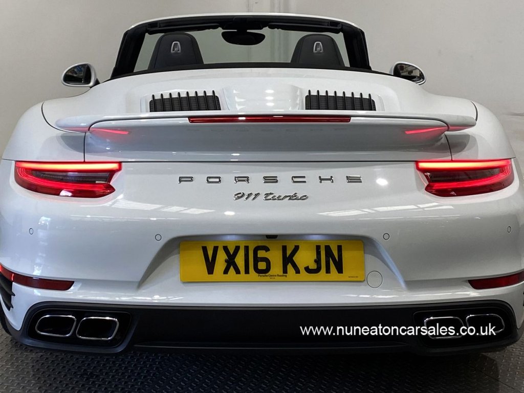 USED 2016 16 PORSCHE 911 3.8 TURBO PDK 2d 532 BHP LOW MILES