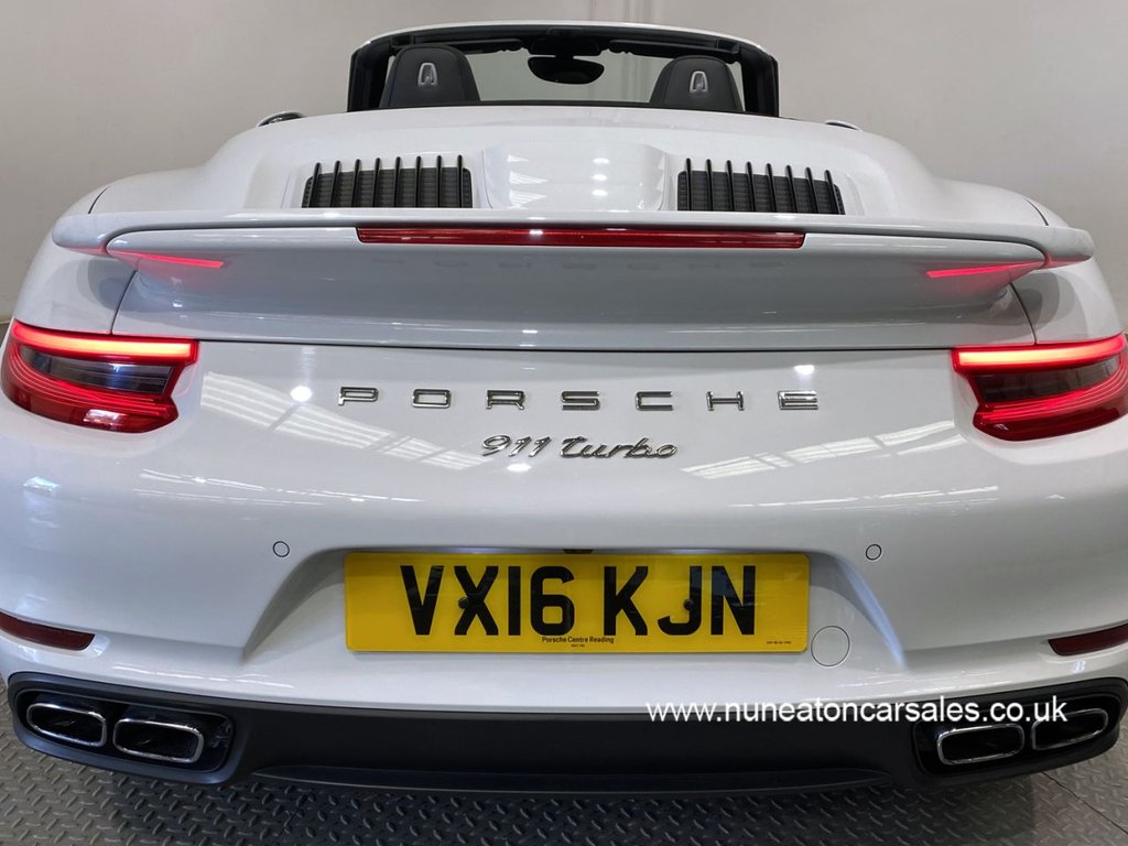 USED 2016 16 PORSCHE 911 3.8 TURBO PDK 2d 532 BHP LOW MILES