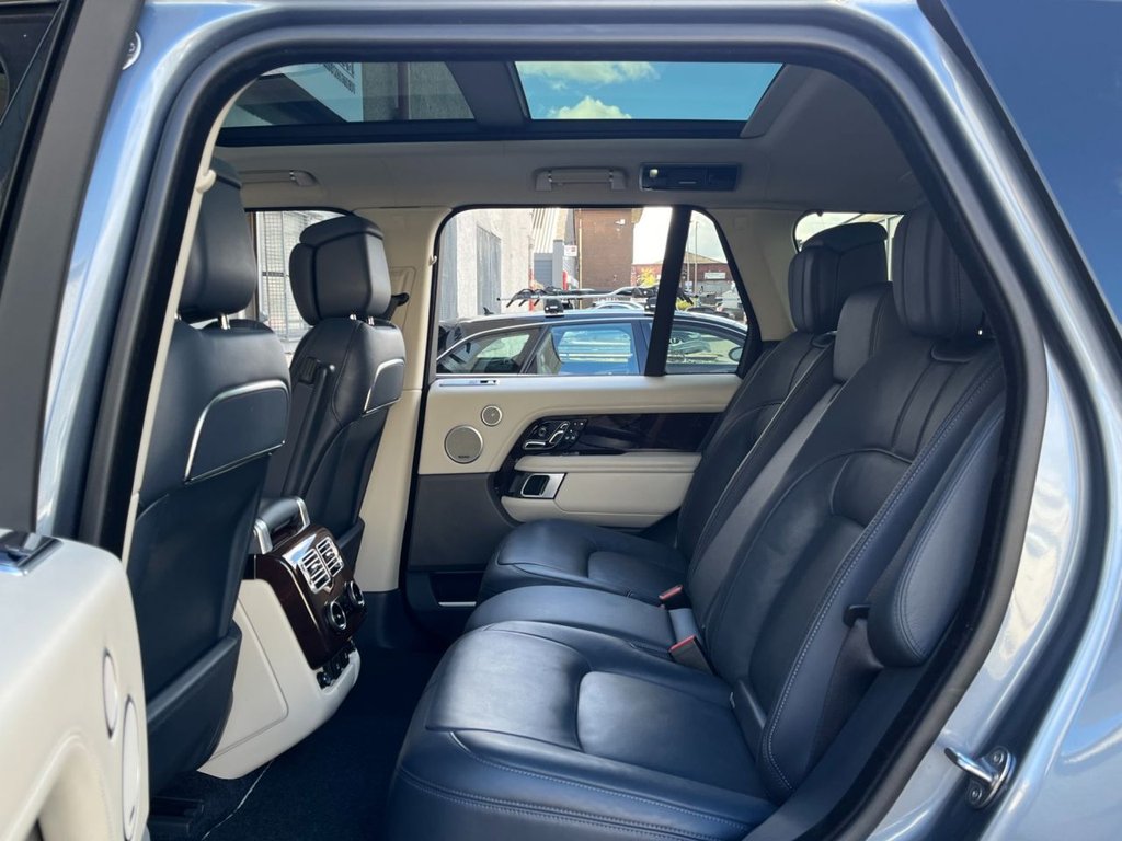 USED 2018 68 LAND ROVER RANGE ROVER 5.0 V8 AUTOBIOGRAPHY 5d 518 BHP 