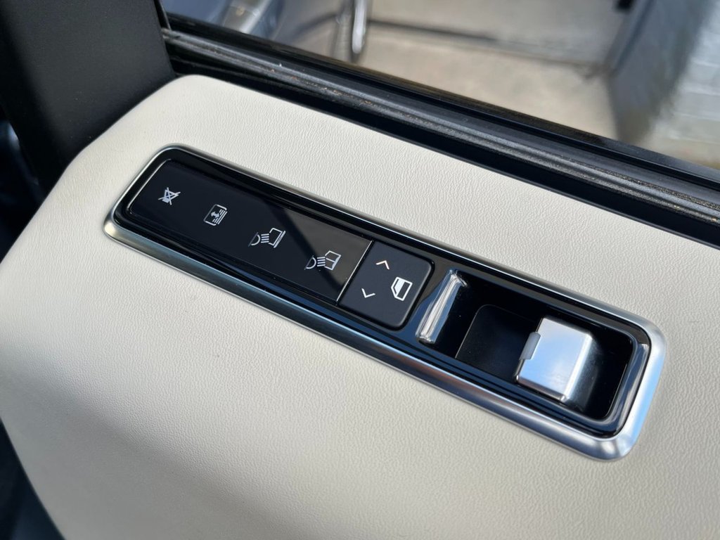 USED 2018 68 LAND ROVER RANGE ROVER 5.0 V8 AUTOBIOGRAPHY 5d 518 BHP 