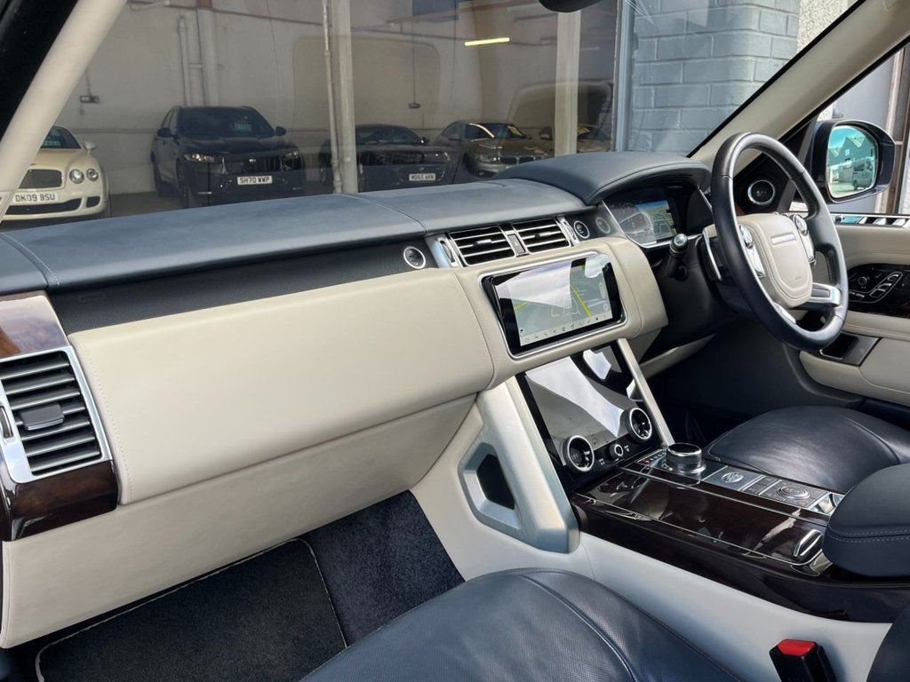 USED 2018 68 LAND ROVER RANGE ROVER 5.0 V8 AUTOBIOGRAPHY 5d 518 BHP 