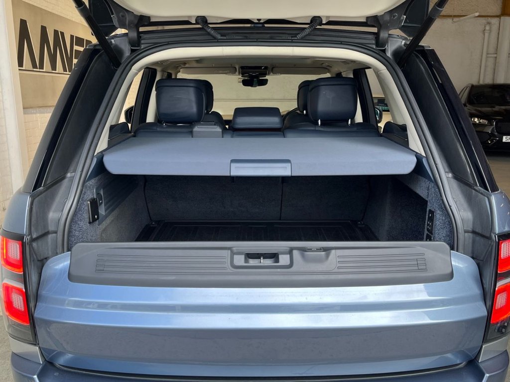 USED 2018 68 LAND ROVER RANGE ROVER 5.0 V8 AUTOBIOGRAPHY 5d 518 BHP 