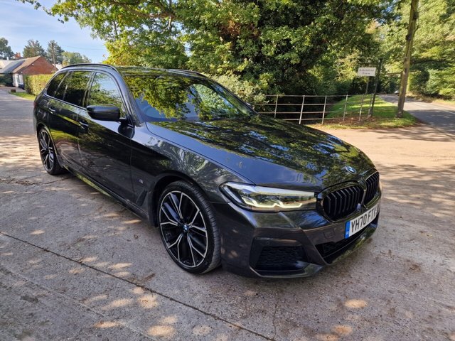 2020 70 BMW 5 Series 2.0 520D M SPORT TOURING MHEV 5d 188 BHP