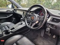 USED 2017 17 PORSCHE MACAN 3.6 TURBO PDK 5d 400 BHP 8.9% APR FINANCE RATES