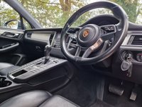USED 2017 17 PORSCHE MACAN 3.6 TURBO PDK 5d 400 BHP 8.9% APR FINANCE RATES