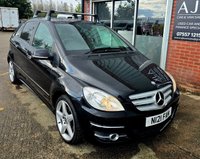 USED 2011 N MERCEDES-BENZ B-CLASS 2.0 B180 CDI SPORT 5d 109 BHP 6 SERVICE STAMPS, PRIVATE PLATE