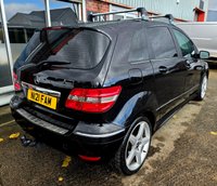 USED 2011 N MERCEDES-BENZ B-CLASS 2.0 B180 CDI SPORT 5d 109 BHP 6 SERVICE STAMPS, PRIVATE PLATE
