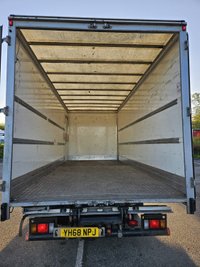 USED 2018 68 ISUZU FORWARD N75.190 L Box Van