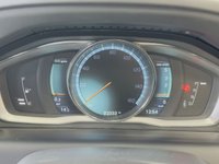 USED 2015 15 VOLVO XC60 2.0 D4 R-DESIGN NAV 5d 178 BHP SATNAV HEATED SEATS BLUETOOTH