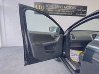 USED 2015 15 VOLVO XC60 2.0 D4 R-DESIGN NAV 5d 178 BHP SATNAV HEATED SEATS BLUETOOTH