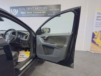 USED 2015 15 VOLVO XC60 2.0 D4 R-DESIGN NAV 5d 178 BHP SATNAV HEATED SEATS BLUETOOTH