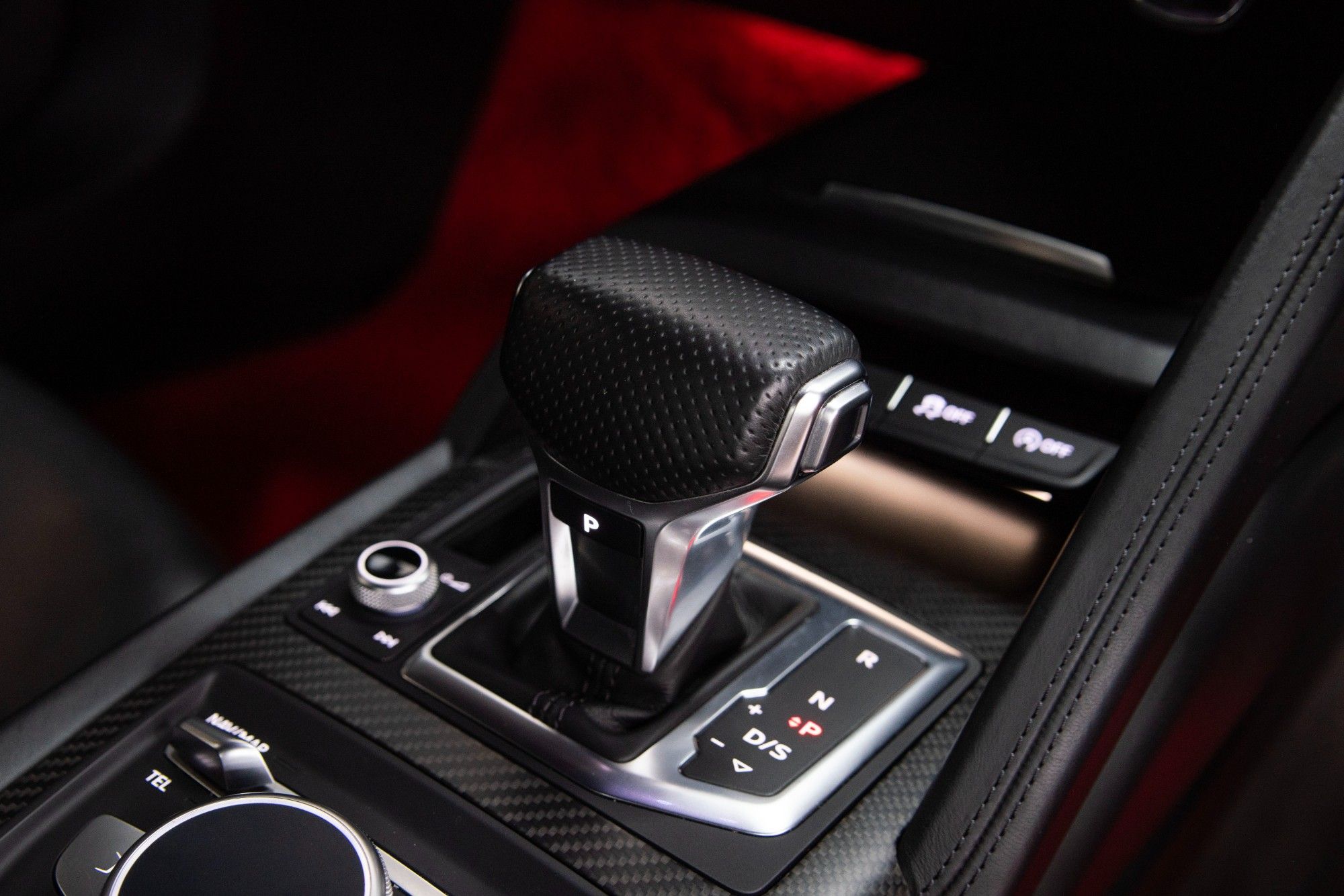 USED 2018 18 AUDI R8 5.2 V10 PLUS QUATTRO 