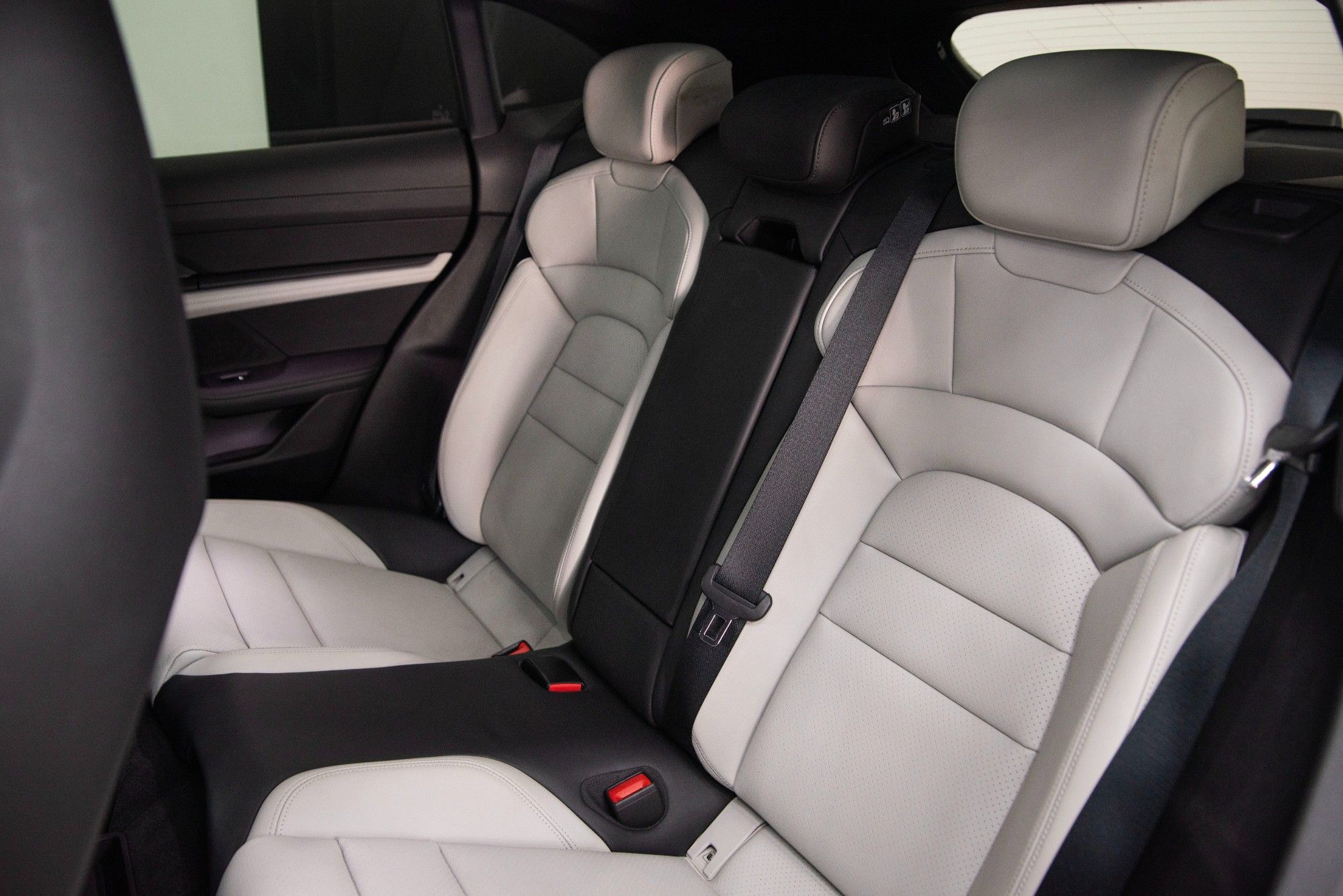 USED 2021 71 PORSCHE TAYCAN 4S CROSS TURISMO 