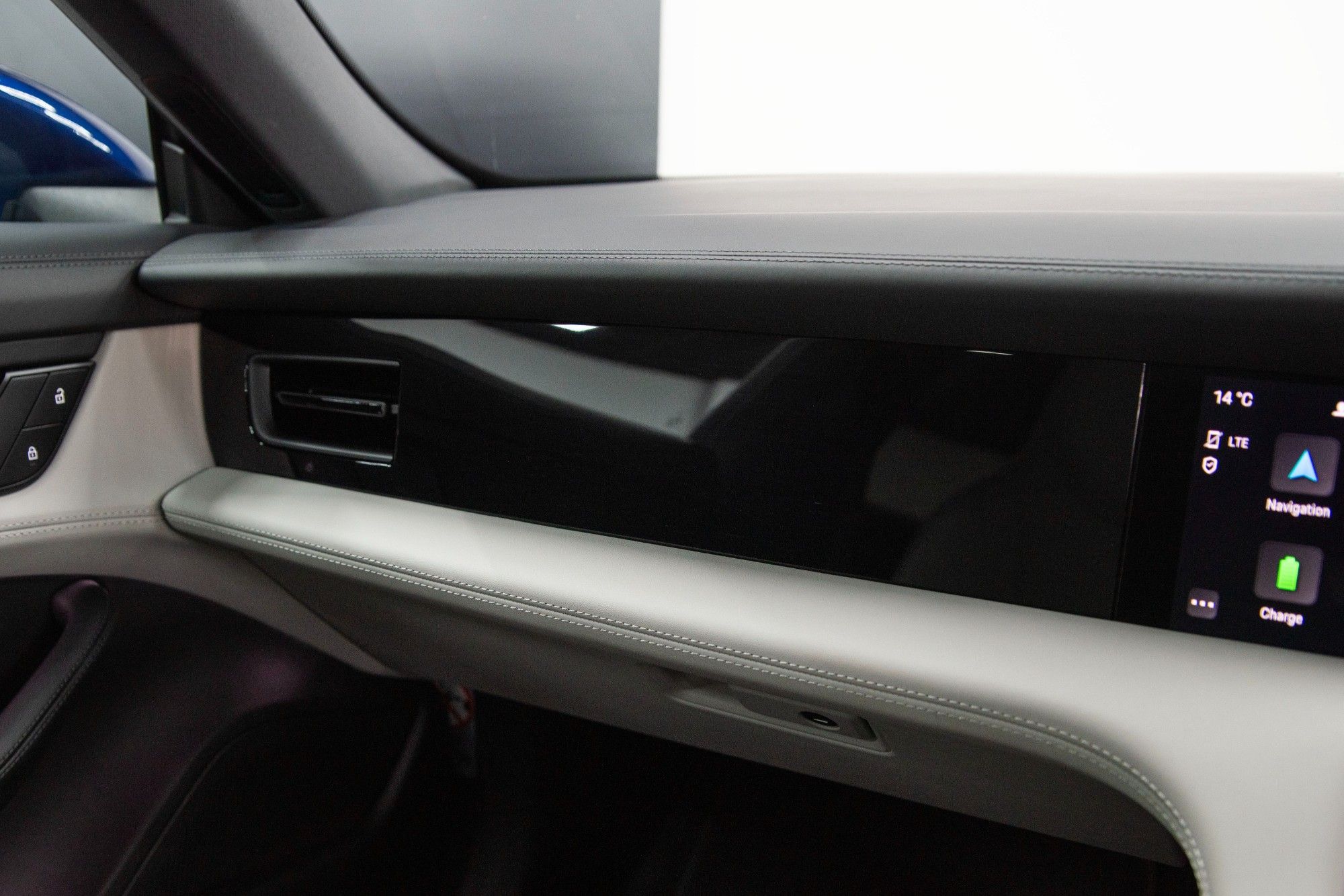 USED 2021 71 PORSCHE TAYCAN 4S CROSS TURISMO 