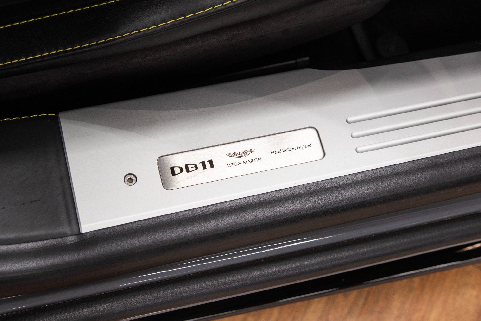 USED 2019 19 ASTON MARTIN DB11 4.0 V8 
