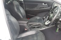 USED 2013 13 KIA SPORTAGE 2.0 CRDI KX-3 SAT NAV 5d 134 BHP SAT-NAV PANORAMIC ROOF