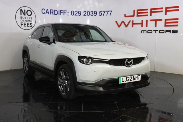 2022 MX 30 35.5KWH FIRST EDITION 5DR AUTO NAV, REV CAM 2022 20,846 WHITE AUTOMATIC... photo