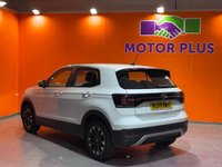 USED 2022 71 VOLKSWAGEN T-CROSS 1.0 S TSI 5d 94 BHP 1 Owner. 17" Diamond Alloys