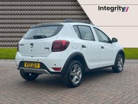 USED 2017 17 DACIA SANDERO STEPWAY 0.9 LAUREATE TCE 5d 90 BHP Sat Nav | Rear Sensors