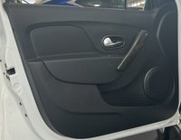 USED 2017 17 DACIA SANDERO STEPWAY 0.9 LAUREATE TCE 5d 90 BHP Sat Nav | Rear Sensors