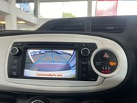USED 2013 13 TOYOTA YARIS 1.3 VVT-I TREND 5d 98 BHP Reversing Camera - Bluetooth
