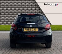 USED 2017 66 PEUGEOT 208 1.2 ALLURE 3d 82 BHP Apple Car Play - Cruise Control