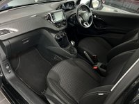 USED 2017 66 PEUGEOT 208 1.2 ALLURE 3d 82 BHP Apple Car Play - Cruise Control
