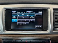 USED 2013 63 JAGUAR XF 2.2 D LUXURY 4d 200 BHP REVERSING CAMERA - NAVIGATION - PDC