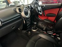 USED 2012 62 MINI COUNTRYMAN 2.0 COOPER SD 5d 141 BHP 
