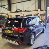 USED 2018 68 MITSUBISHI OUTLANDER 2.4 PHEV 4H 5d 207 BHP GENUINE MILEAGE PHEV