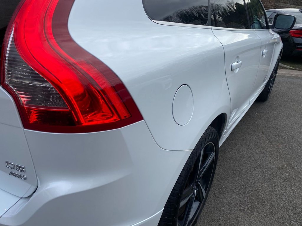 USED 2014 63 VOLVO XC60 2.4 D5 R-DESIGN LUX NAV AWD 5d 212 BHP DAB SAT NAV WINTER AND FAMILY PACK