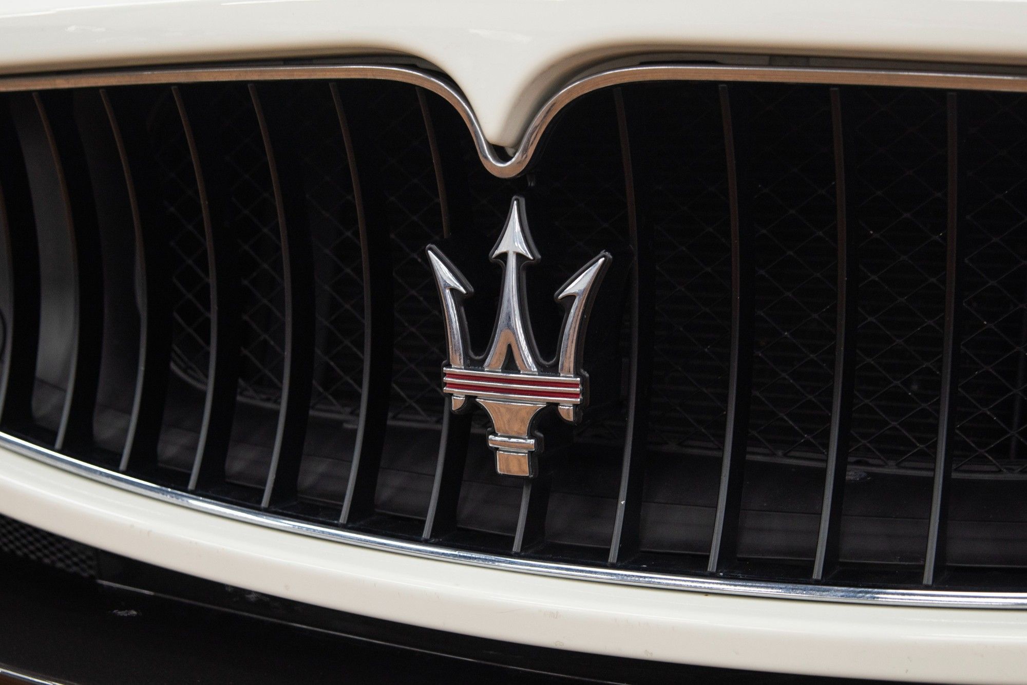 USED 2014 14 MASERATI GRANTURISMO 4.7 MC STRADALE 