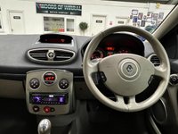 USED 2007 07 RENAULT CLIO 1.6 INITIALE 16V 5d 111 BHP 16"ALLOYS+LEATHER+REAR SENSORS