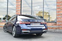 USED 2019 10 BMW 7 SERIES 3.0 740D XDRIVE M SPORT 4d 315 BHP TECH PACK / SUNROOF / M SPORT+