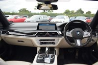 USED 2019 10 BMW 7 SERIES 3.0 740D XDRIVE M SPORT 4d 315 BHP TECH PACK / SUNROOF / M SPORT+