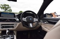USED 2019 10 BMW 7 SERIES 3.0 740D XDRIVE M SPORT 4d 315 BHP TECH PACK / SUNROOF / M SPORT+