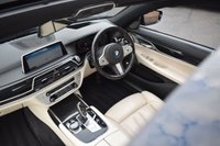 USED 2019 10 BMW 7 SERIES 3.0 740D XDRIVE M SPORT 4d 315 BHP TECH PACK / SUNROOF / M SPORT+