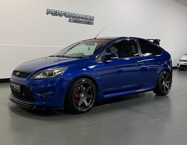 2010 10 Ford Focus 2.5 ST-2 3d 223 BHP