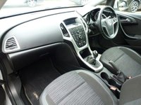 USED 2015 15 VAUXHALL ASTRA 1.6 EXCITE CDTI ECOFLEX S/S 5d 108 BHP www.suffolkcarcentre.co.uk - Located a Reydon