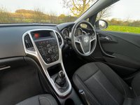 USED 2015 15 VAUXHALL ASTRA 1.4 SRI 5d 98 BHP 