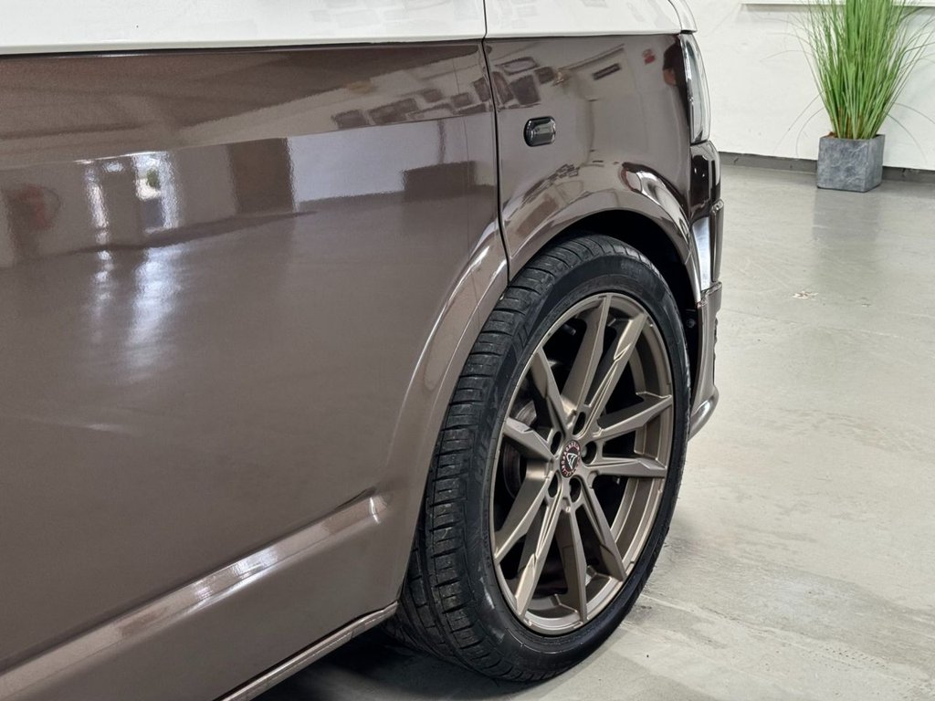 USED 2015 15 VOLKSWAGEN TRANSPORTER 2l d 138 BHP Window Van