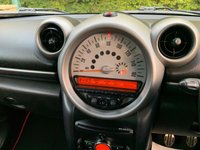 USED 2010 60 MINI COUNTRYMAN 1.6 Cooper S SUV 5dr Petrol Manual Euro 5 (s/s) (184 ps) 2010/60REG MINIS COOPER 'S' 1.6 COUNTRYMAN SUV 5DR - 1/2 LEATHER - 17 INCH UPGRADE ALLOY WHEELS - LOTS OF SERVICE HISTORY - 4 FORMER KEEPERS - HPI CLEAR - BOTH KEYS
