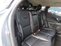 USED 2019 69 VOLVO V40 2.0 D2 MOMENTUM EDITION 5d 118 BHP 