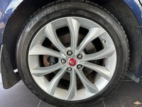 USED 2017 67 JAGUAR XF 2.0d Portfolio Sportbrake 5dr Diesel Auto Euro 6 (s/s) (180 ps) 